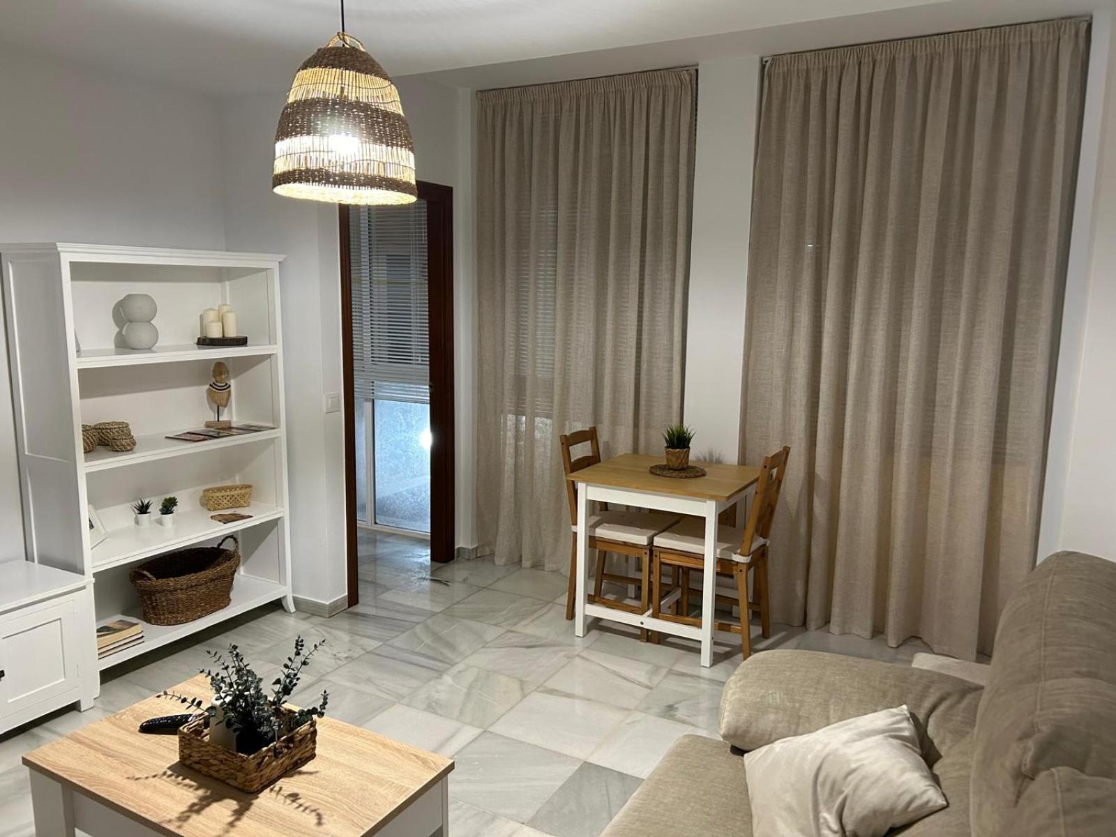Апартаменты Apartamento Arellano Кармона Экстерьер фото