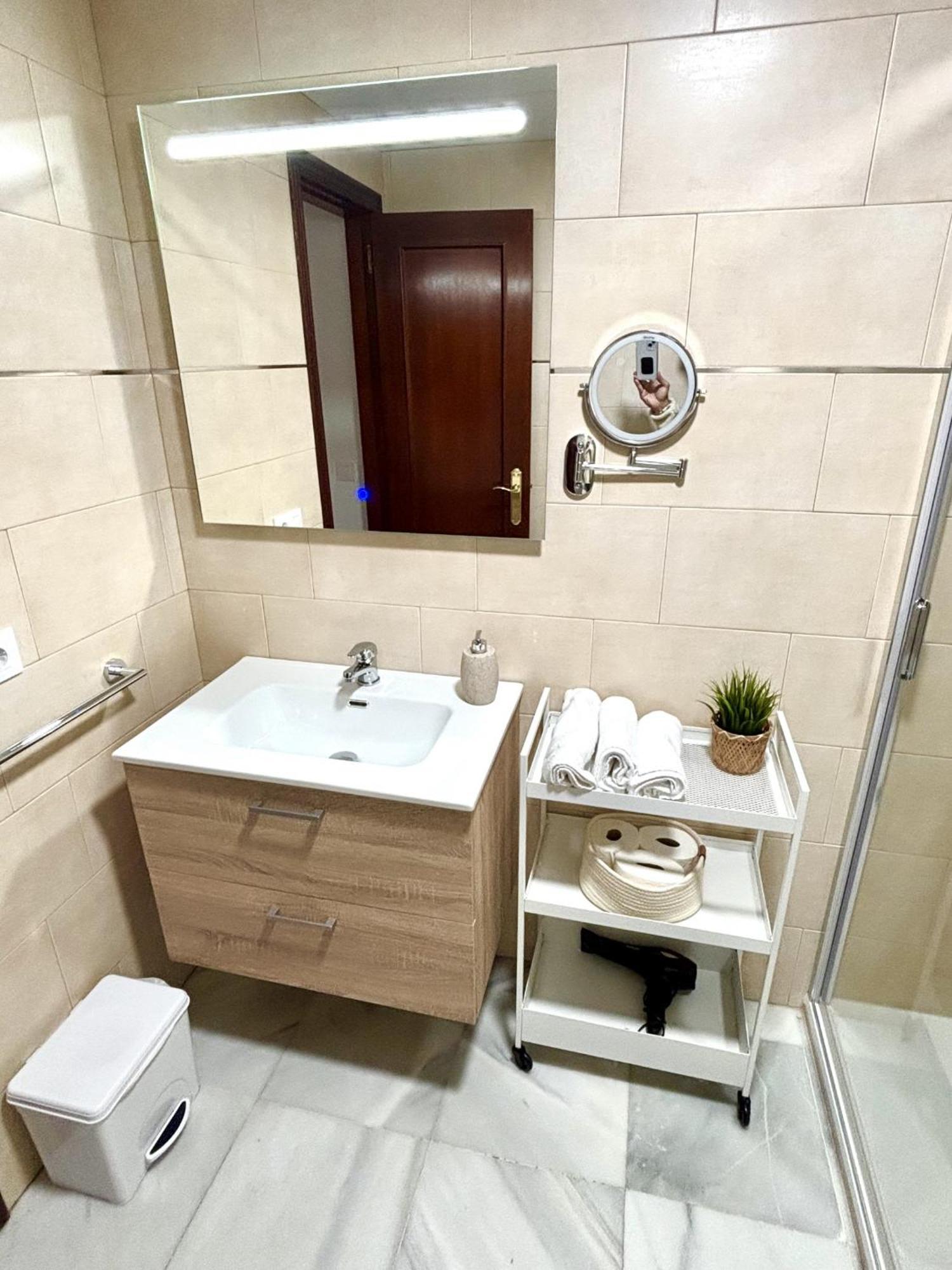 Апартаменты Apartamento Arellano Кармона Экстерьер фото